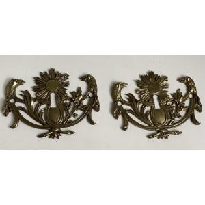 2 ornements de meubles en bronze