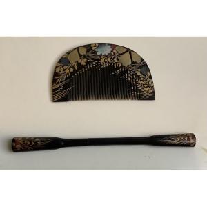 Lacquered Wooden Comb With Pearlescent Floral Pattern
