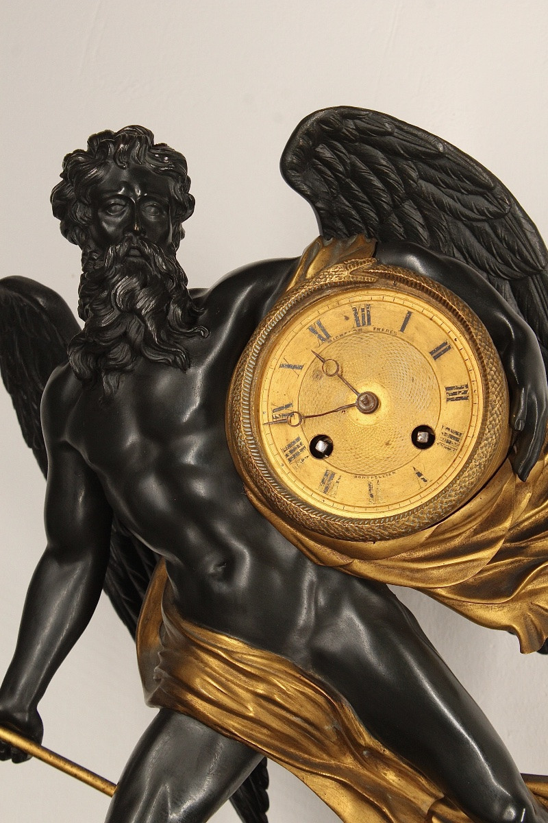 Pendule Bronze doré et patiné - Chronos père du temps - Style empire époque Napoléon III-photo-2