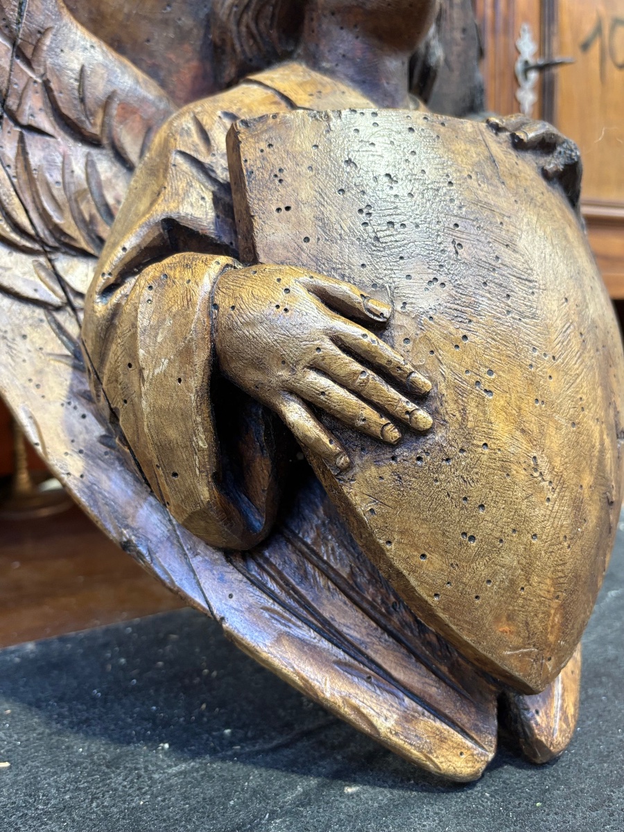 Carved Wooden Heraldic Angel-photo-2