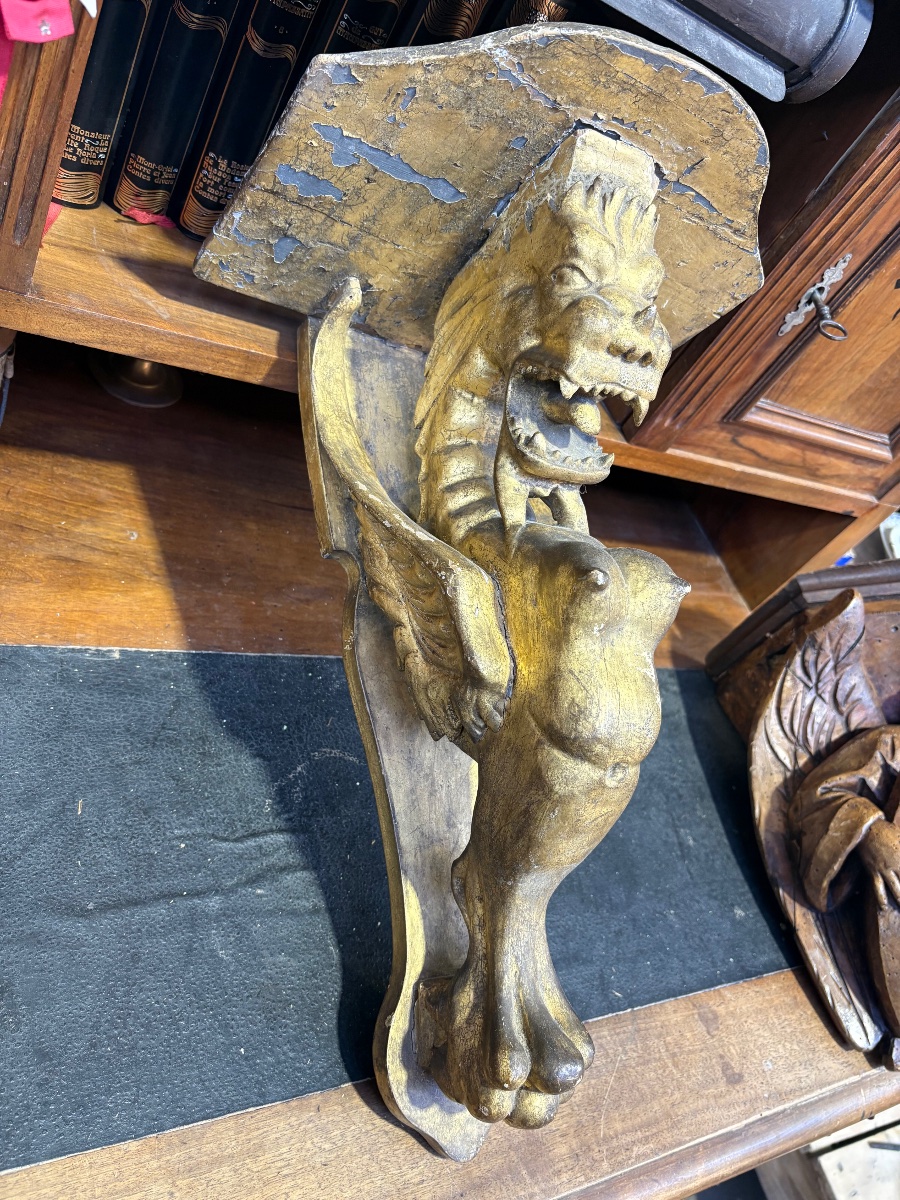 Wall Console With A Winged Dragon – Neo-gothic Style, 19th Century -photo-2