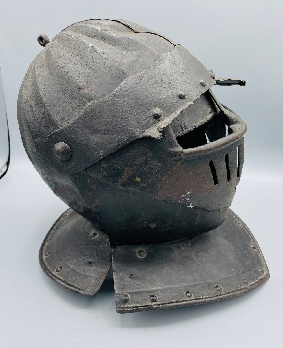 Bourguignotte Medieval 16th Century Wrought Iron Armor Helmet-photo-1