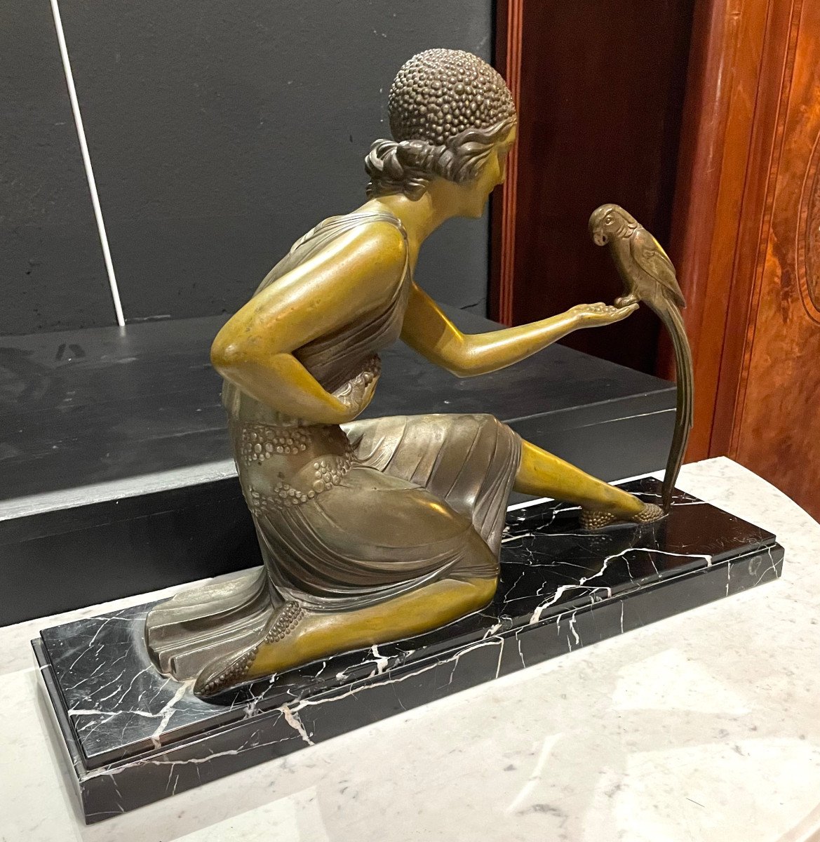 Art Deco Sculpture Dh Chiparus Young Woman With Parrot In Regulates And Marble-photo-3