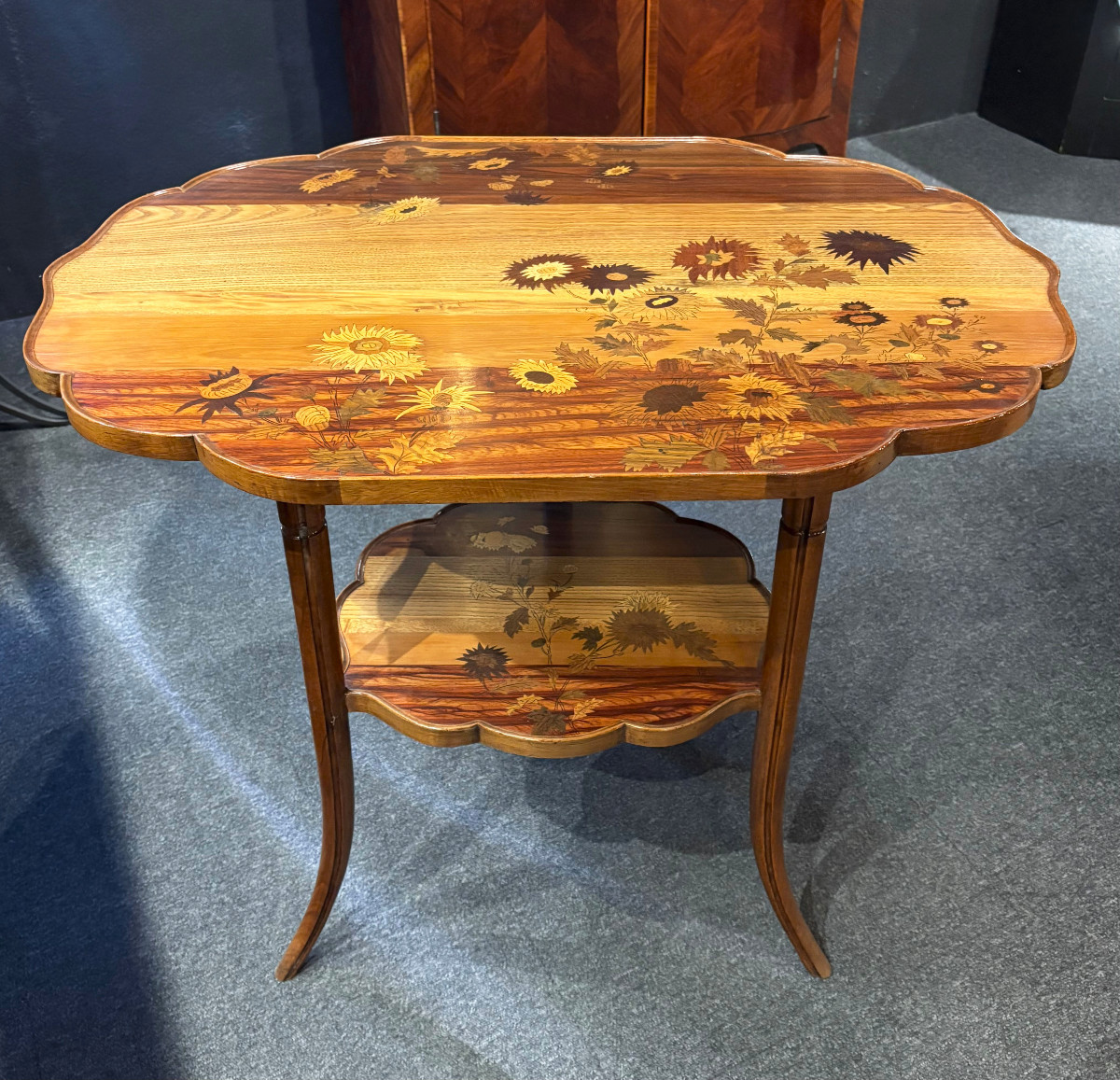 Table de Milieu Art Nouveau aux Chardons Emile Gallé Nancy