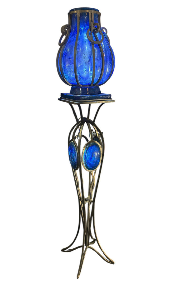 Daum France et André Dubreuil Sellette "Macao" en Cristal et Fer Forgé