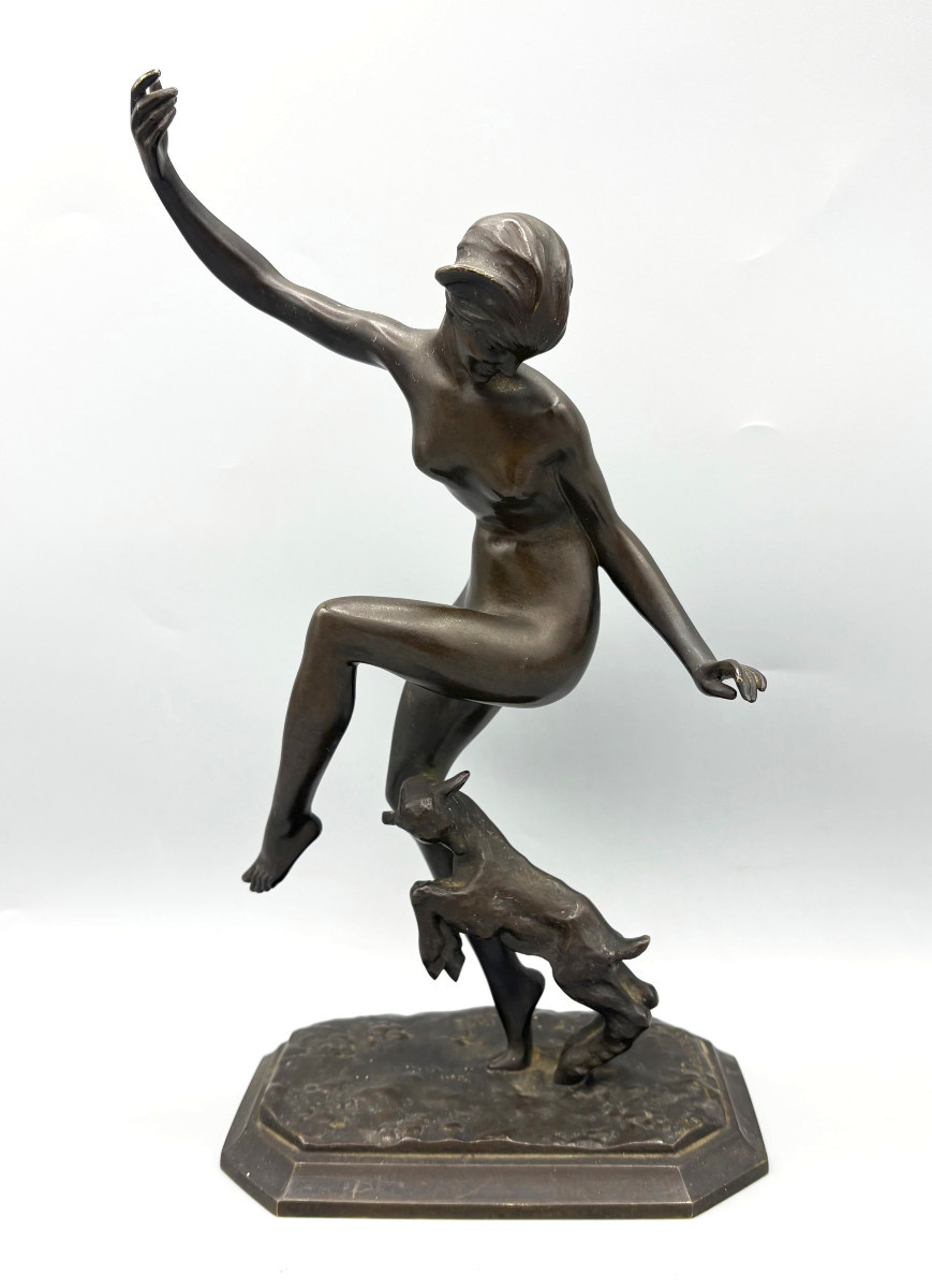 Jean-Baptiste Gauvenet "Bacchante nue avec Bouc" Sculpture en Bronze Art Déco