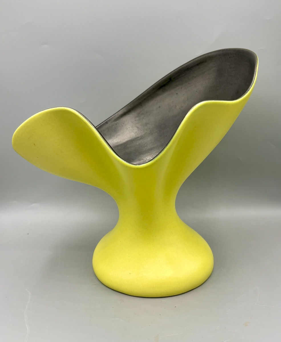 Rare Vase Corolle en Céramique émaillée Pol Chambost vers 1955