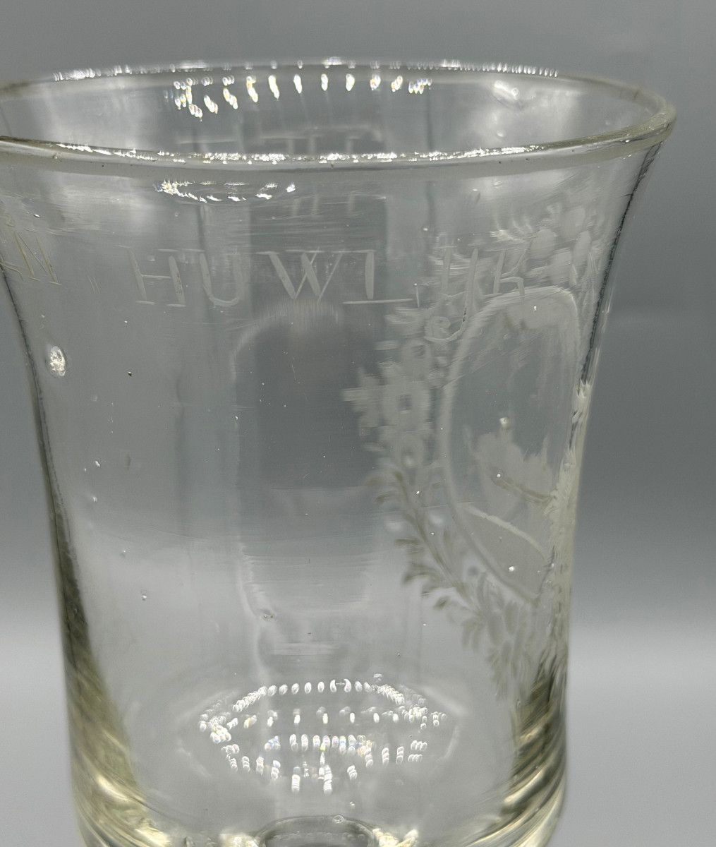 Very Large Wedding Glass Blown And Engraved With Hearts Inscription 18th Century Netherlands-photo-4