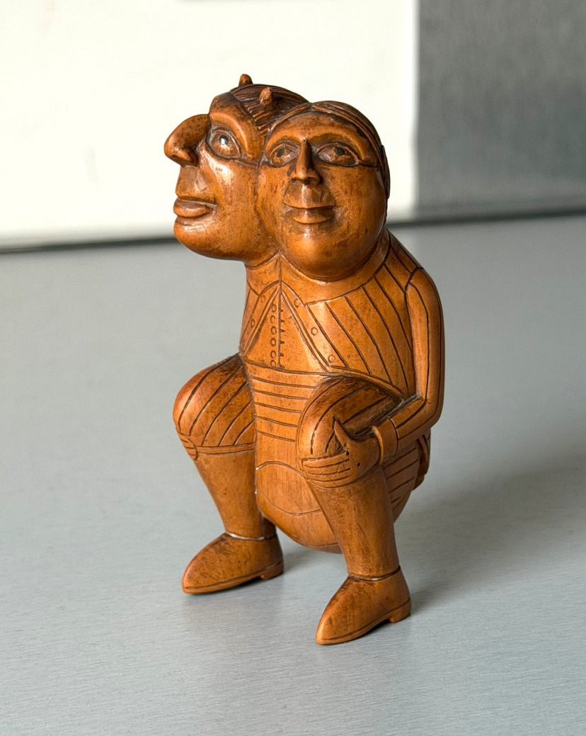 Carved Boxwood Snuff Box "crotteux" Siamese Twins, Early 19th Century-photo-2