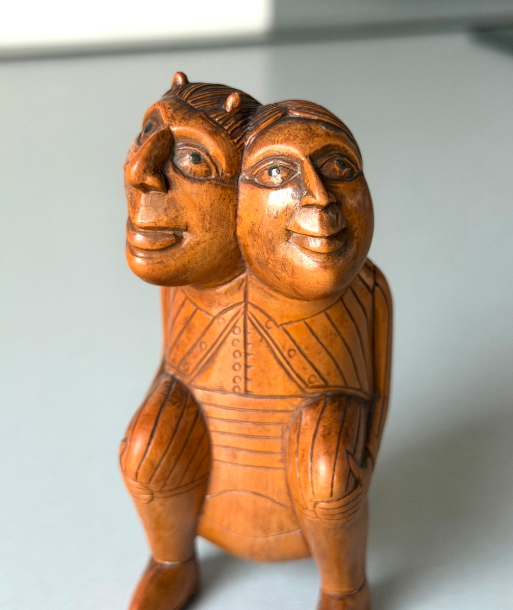 Carved Boxwood Snuff Box "crotteux" Siamese Twins, Early 19th Century-photo-2
