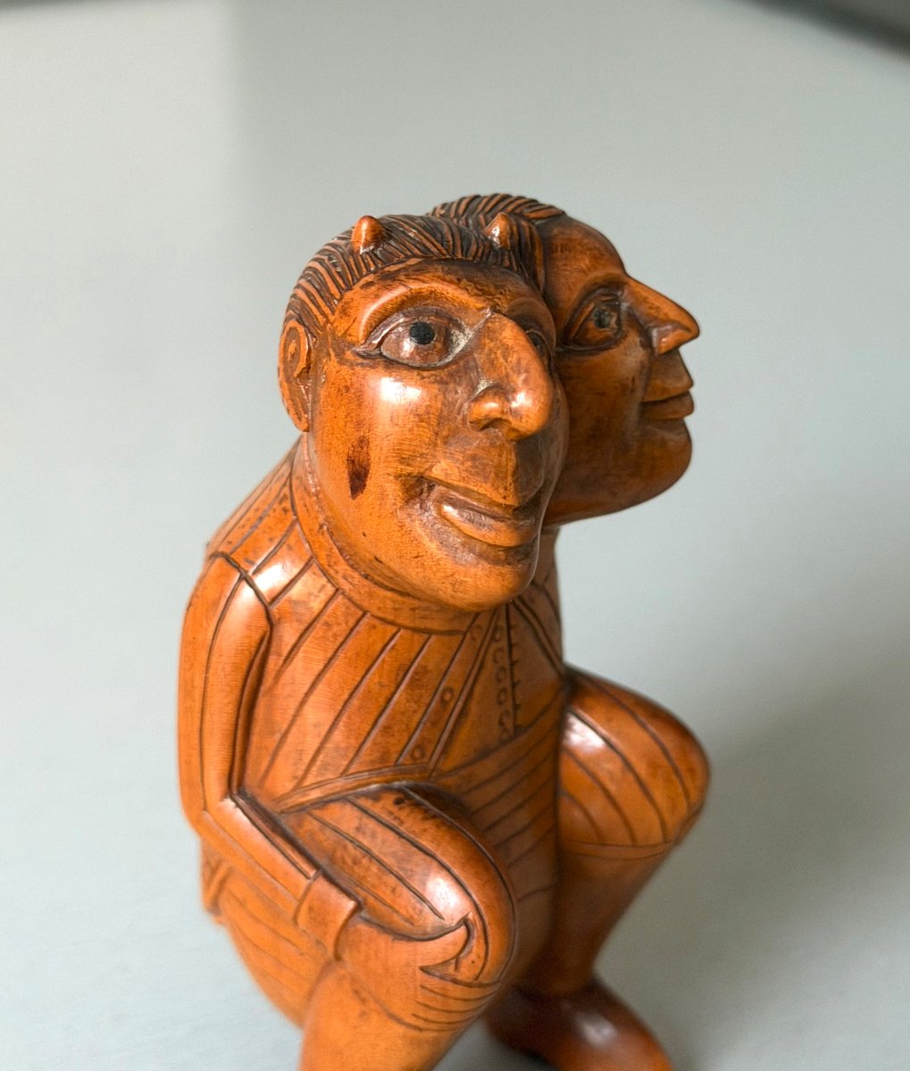 Carved Boxwood Snuff Box "crotteux" Siamese Twins, Early 19th Century-photo-3
