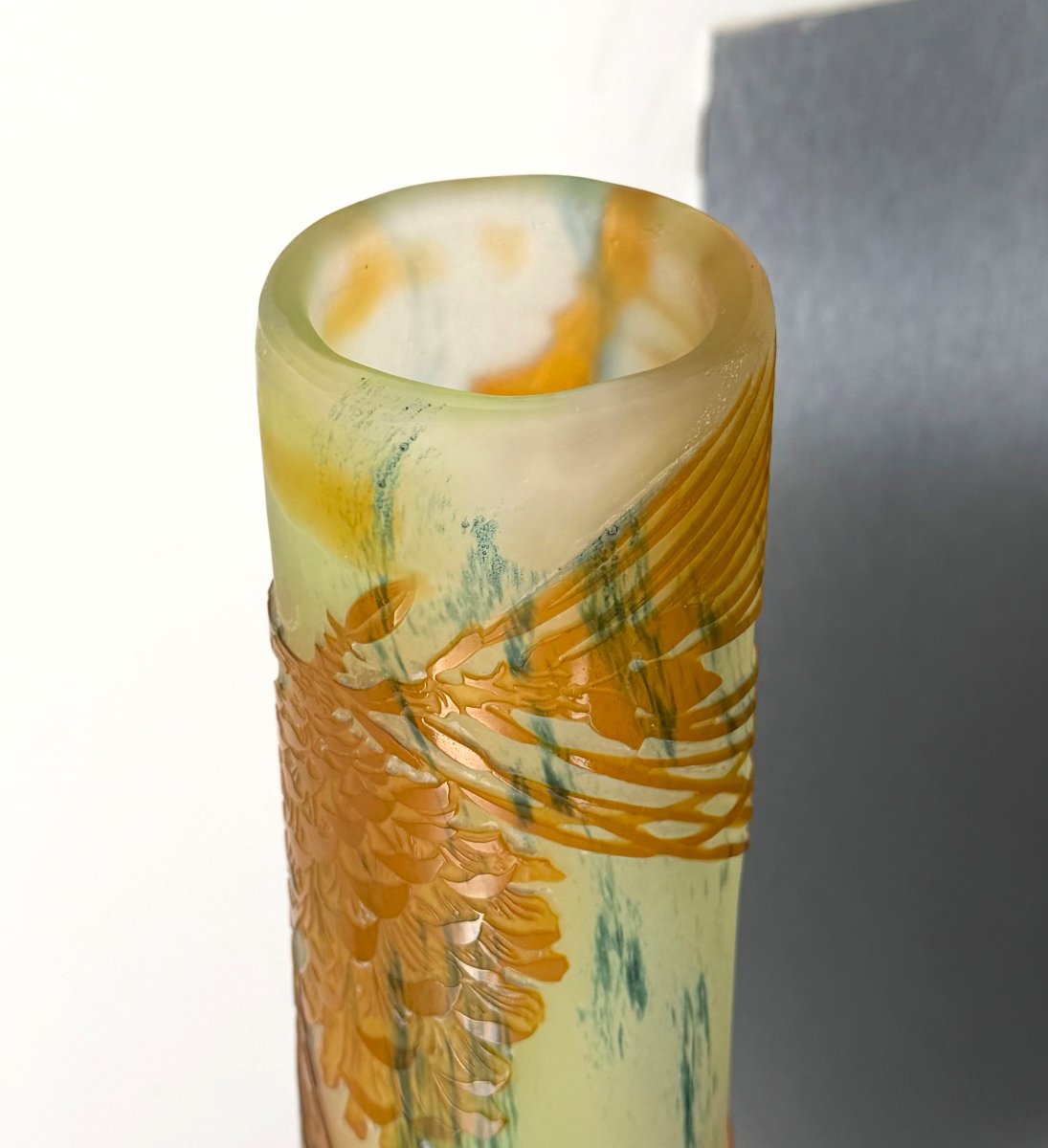 Large Art Nouveau Vase By émile Gallé, "pine Cones," With Intercalary Stains-photo-4