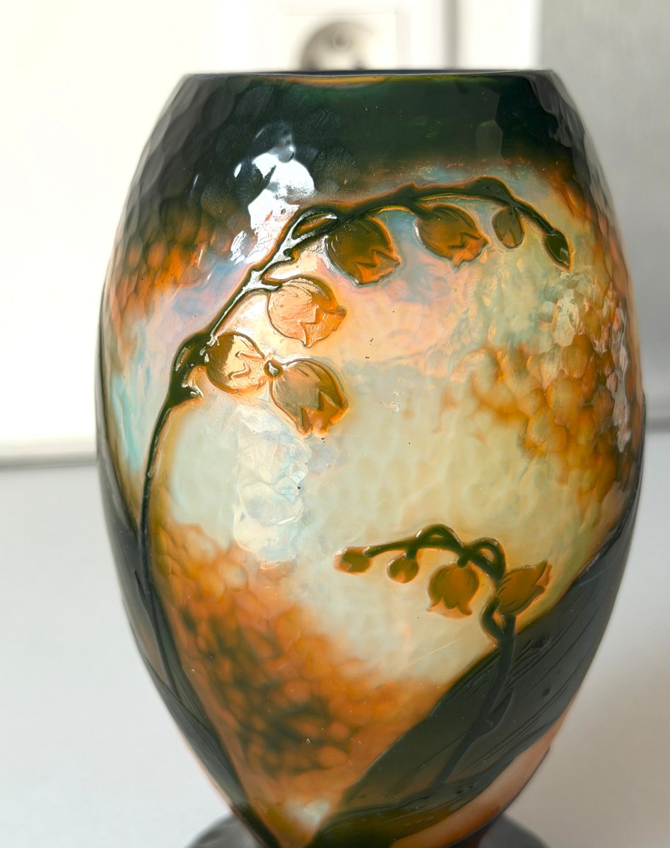 Daum Nancy Art Nouveau Hammered Lily Of The Valley Vase-photo-1
