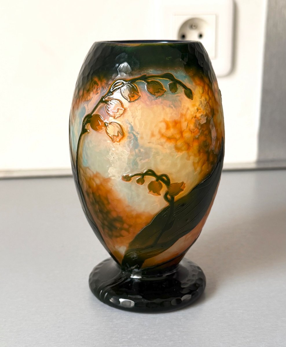 Daum Nancy Art Nouveau Hammered Lily Of The Valley Vase