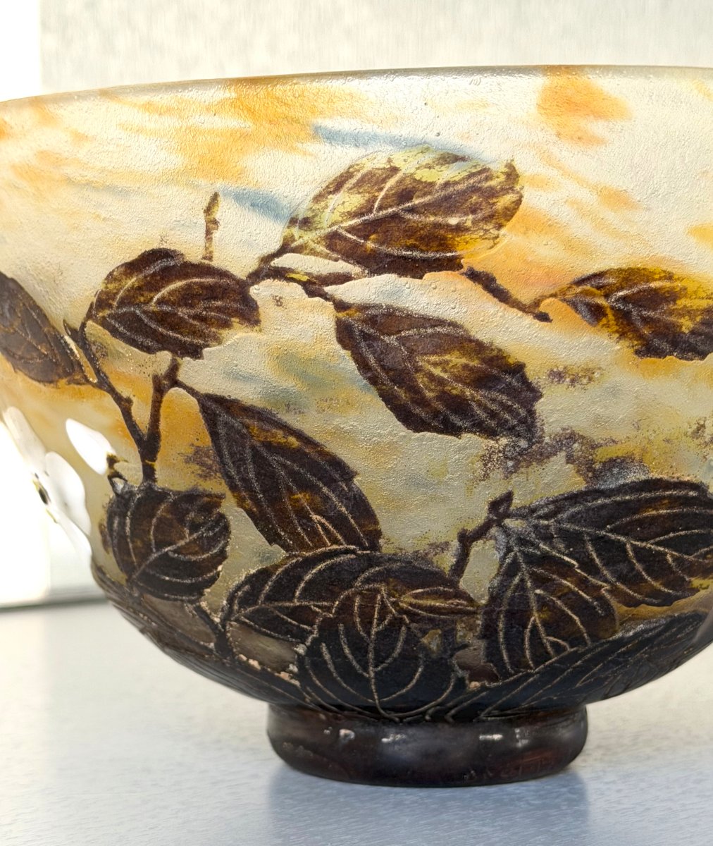 Large Art Nouveau "apple Blossoms" Bowl With Daum Nancy Inlays-photo-2