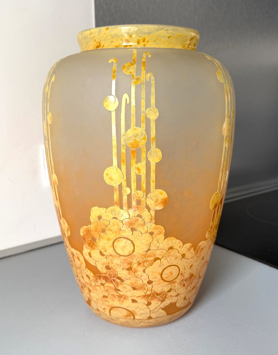 Important Art Deco "roses Trémières" Vase By Schneider - Le Verre Français
