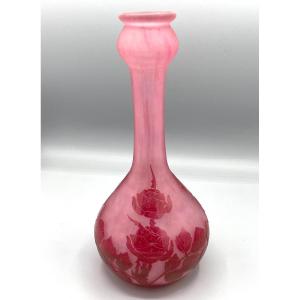 Art Deco Schneider - Le Verre Francais Vase "wild Roses" Circa 1920