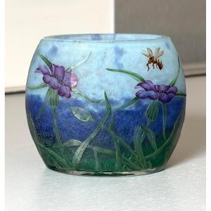 Rare Vase Art Nouveau "Oeillets et Abeille" Daum Nancy