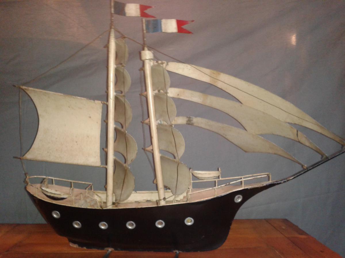 Maquette De Bateau En TÔle Publicitaire