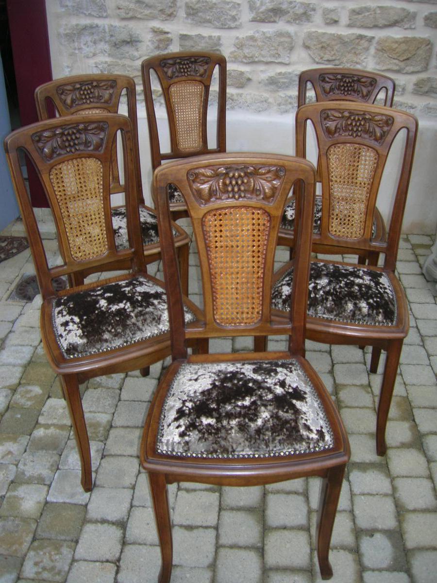 6 Chairs In Walnut Art Nouveau