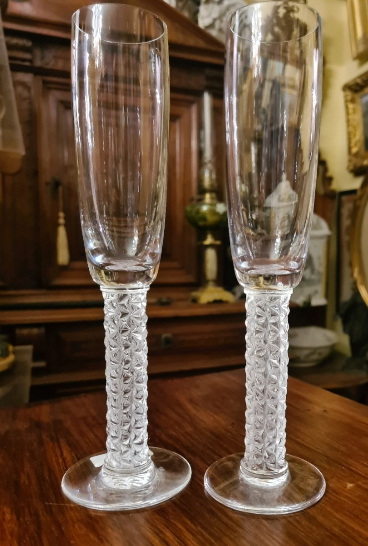 Deux Verres, Flutes à Champagne , De Lalique France , Modèle Vendôme