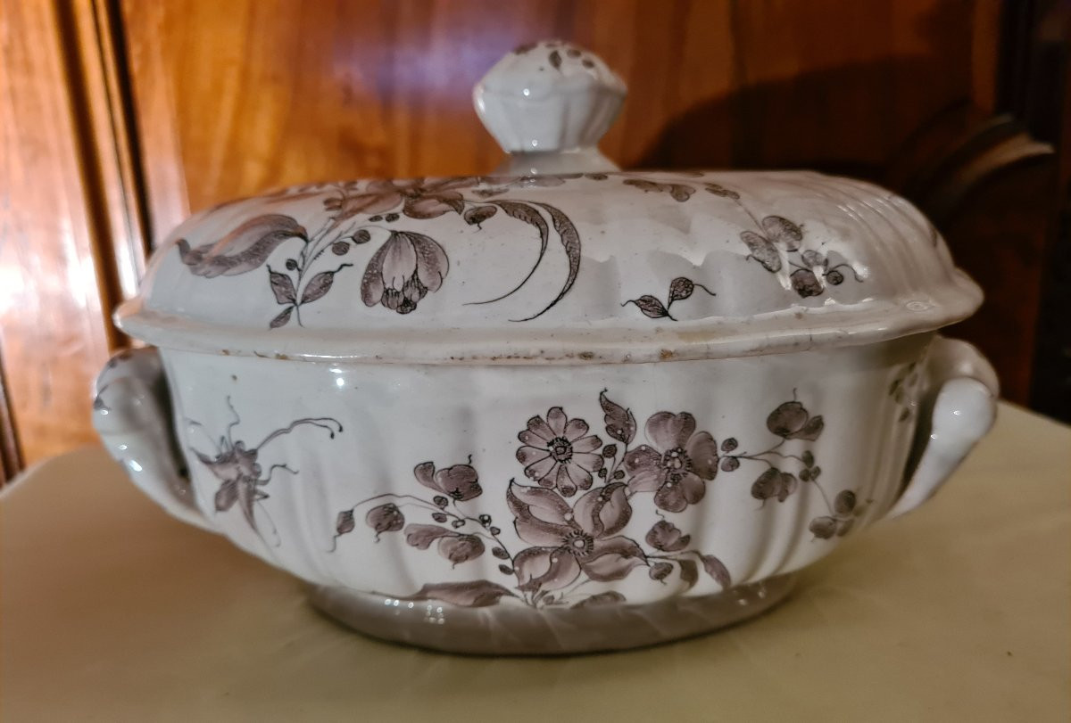 18th Century Boult Earthenware Tureen From Franche-comté-photo-2