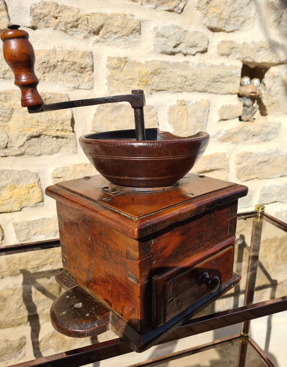 Very Big Coffee Grinder Early 19th-photo-2