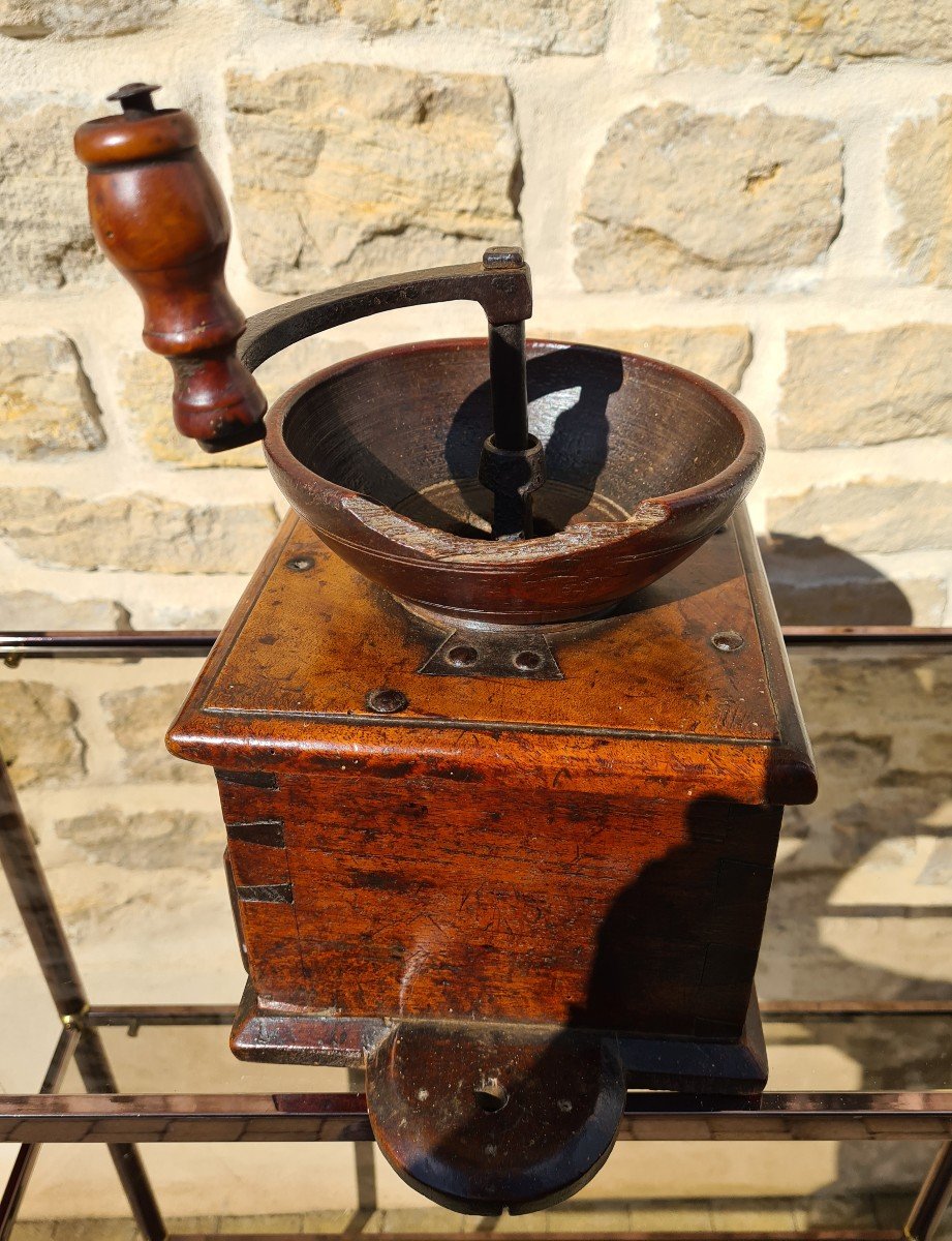 Very Big Coffee Grinder Early 19th-photo-3