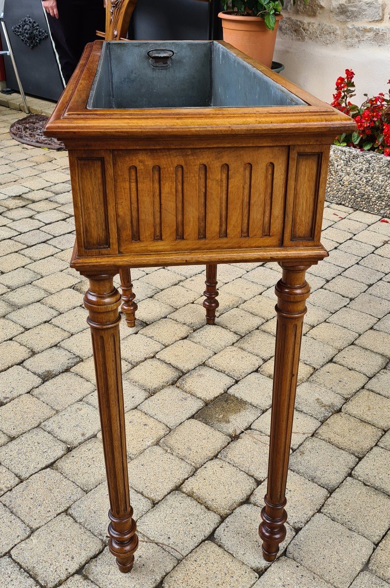 Louis XVI Style Walnut Planter-photo-4