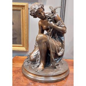 Grand Bronze "femme à l'Oiseau", Signé Thierry 1825