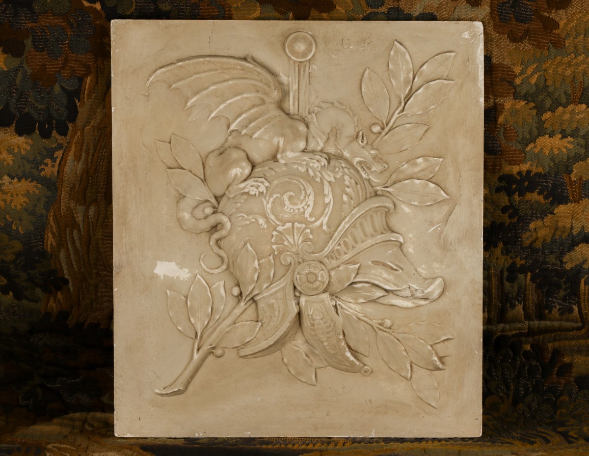 Casque au dragon 
