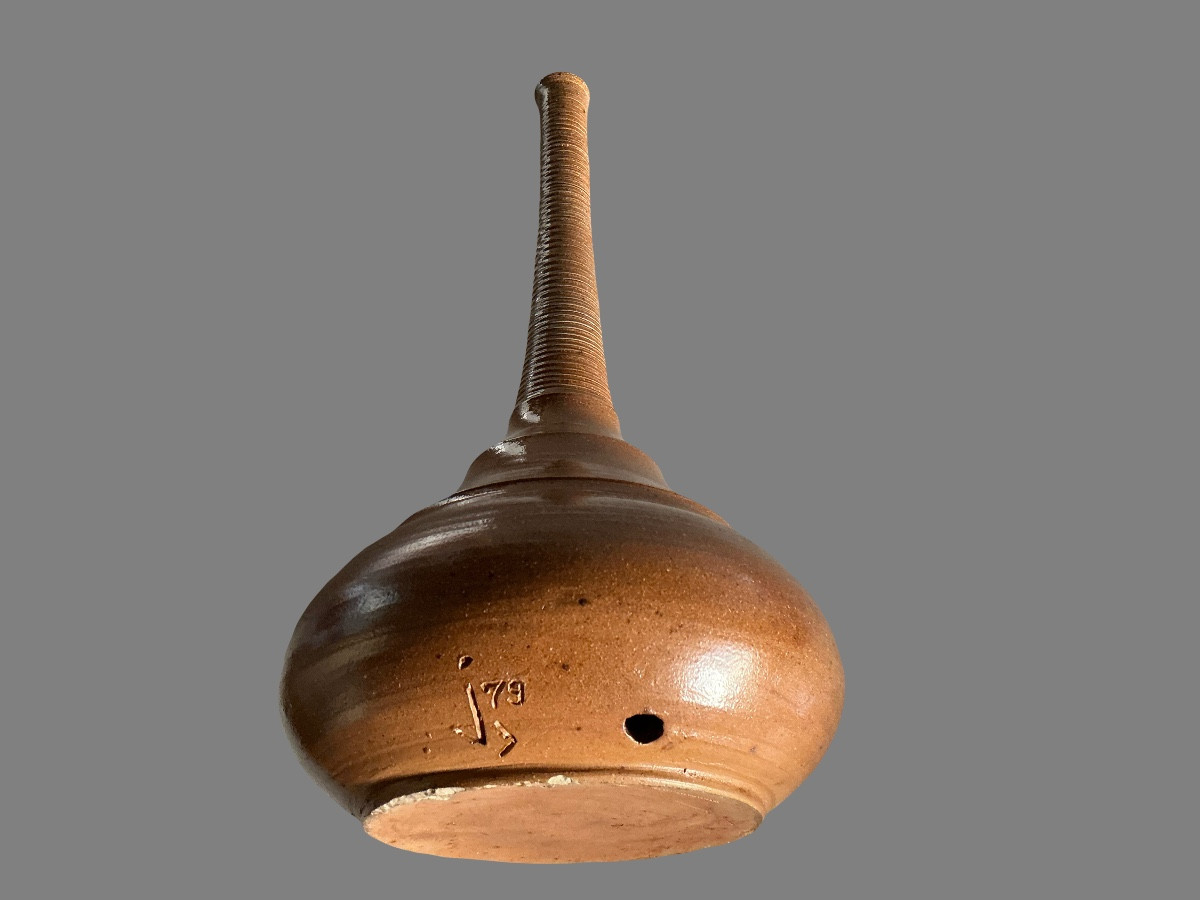 A Large Glazed Stoneware Bud Vase -photo-2