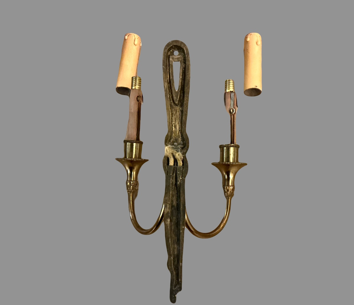 A Pair Of Louis XVI Style Gilt Bronze Wall Sconces-photo-1