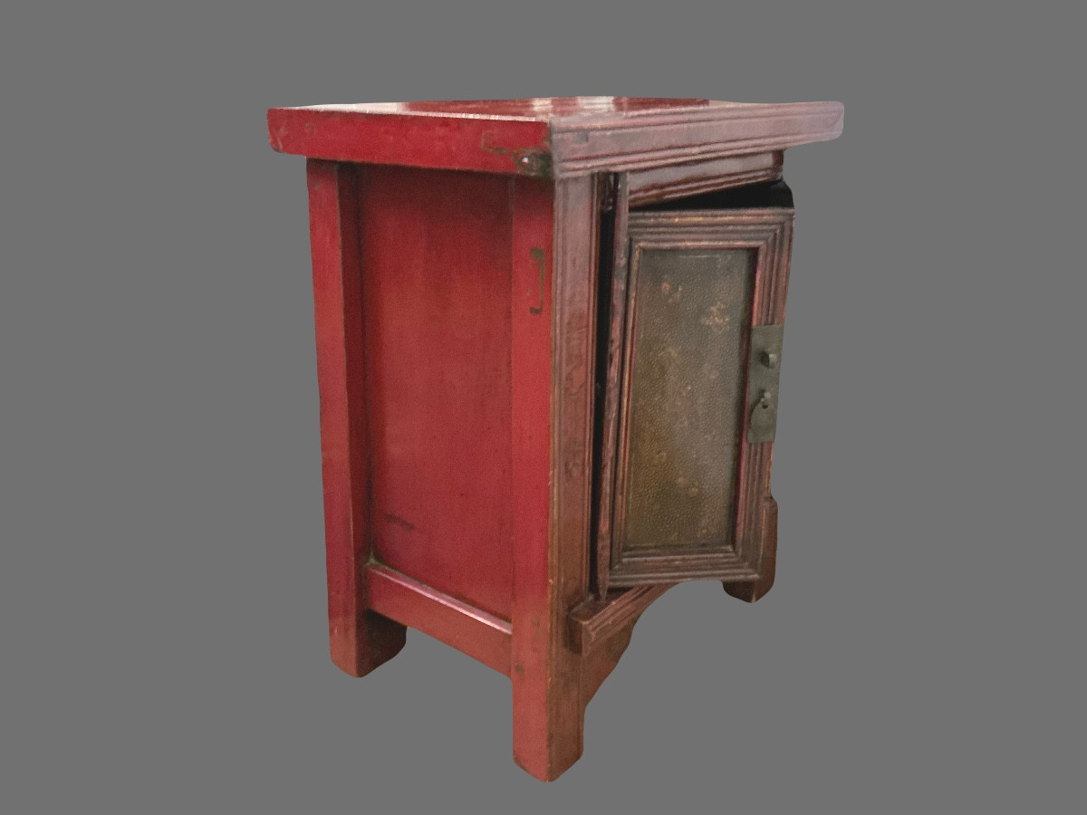 Small Chinese Cabinet In Red Lacquer-photo-1