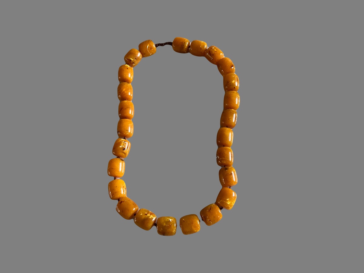 Un collier en Ambre-photo-2