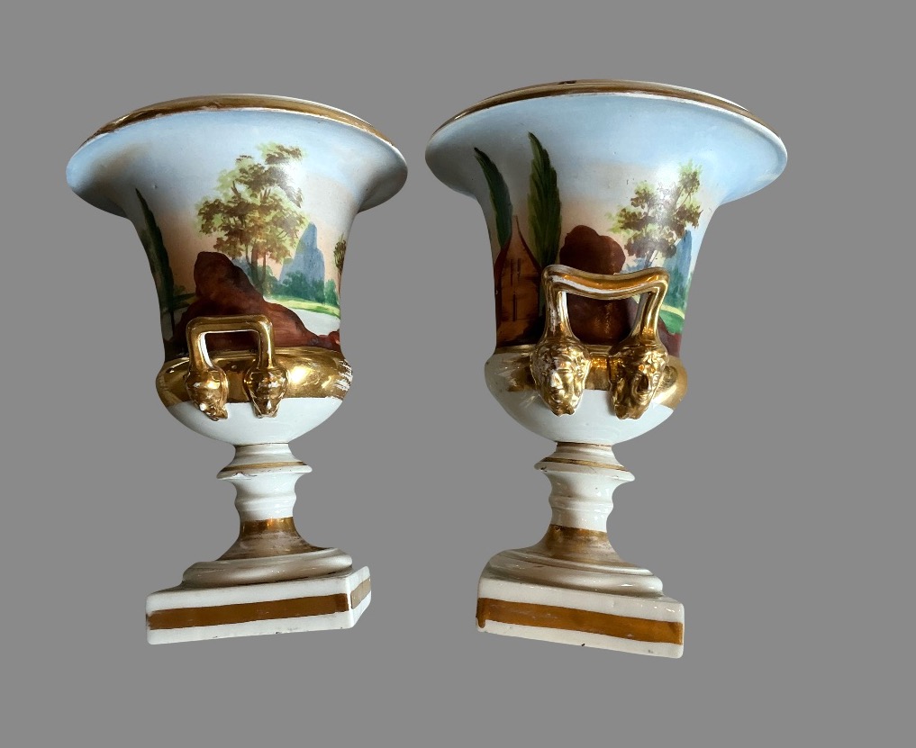 Paire de vases Medicis , en porcelaine vieux Paris , XIX  ième -photo-4