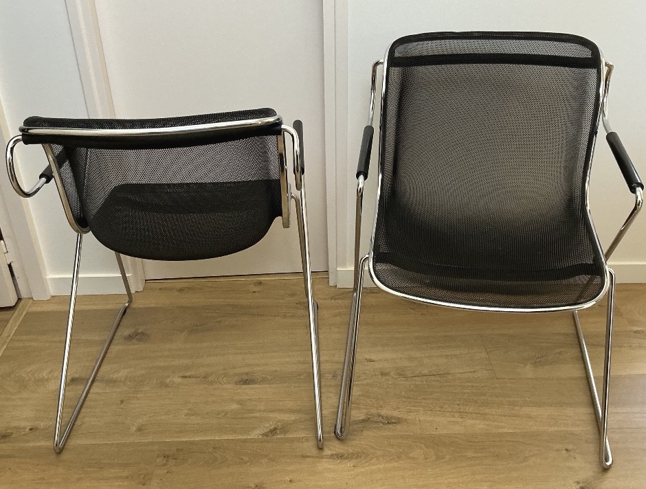 Two Pollock Armchairs, Penelope Model.-photo-3