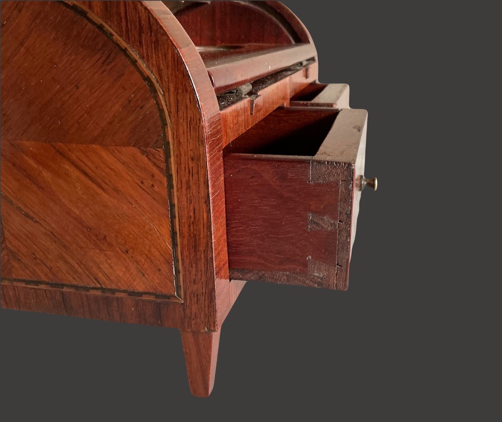 19th-century Cylinder-style Desk -photo-1