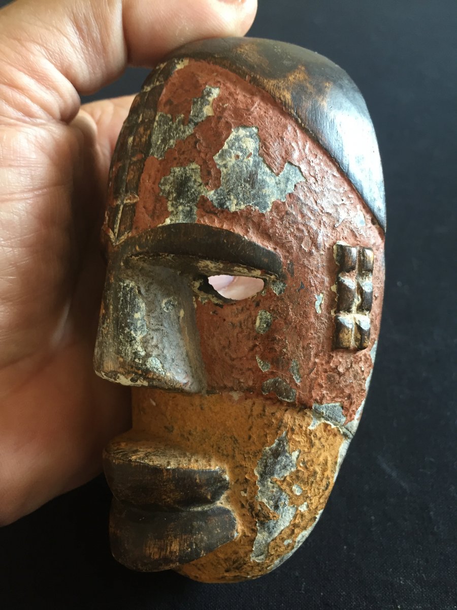 Very Small African Mask From Nigeria-photo-1