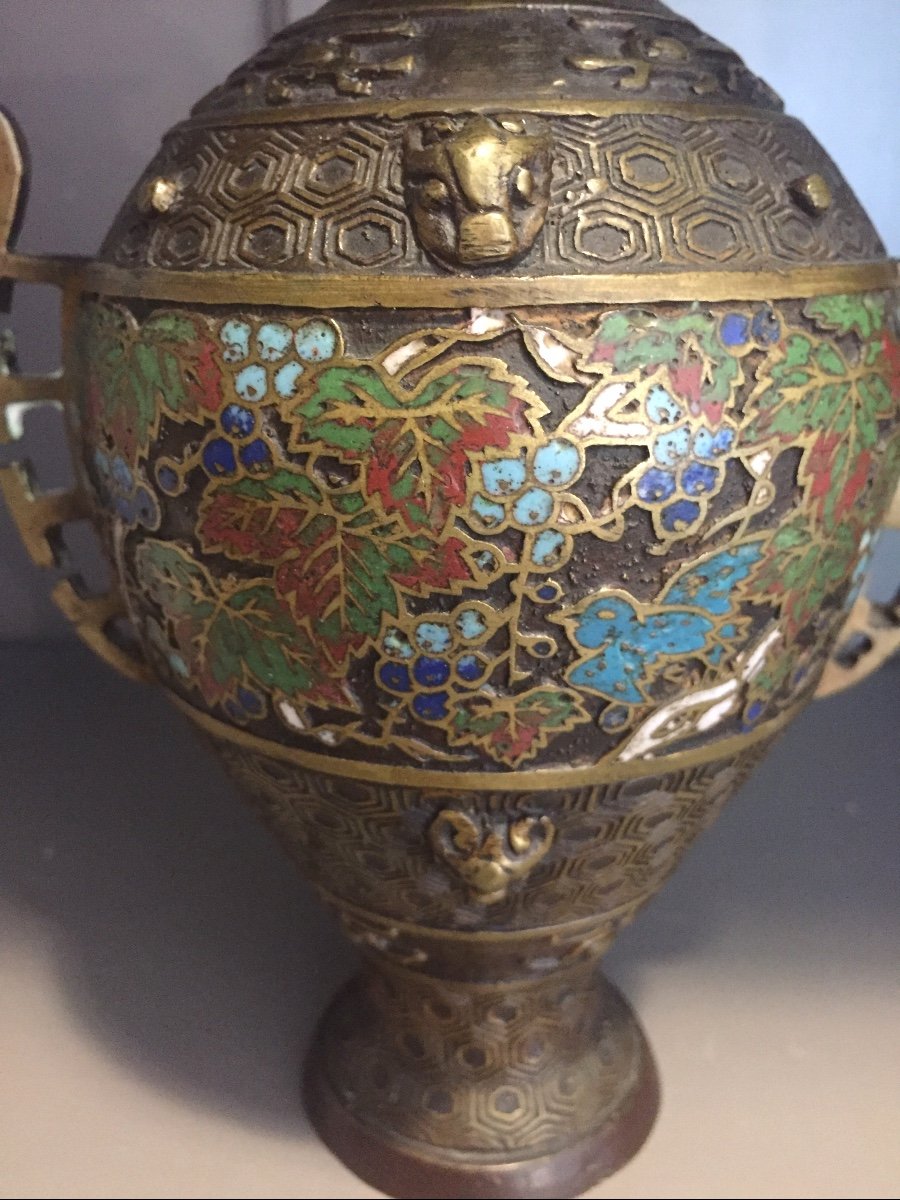 19th Century China Cloisonne Bronze Vase-photo-1