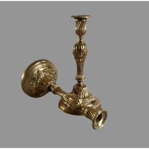 Paire de bougeoirs ,Flambeaux en bronze doré, époque Louis XV