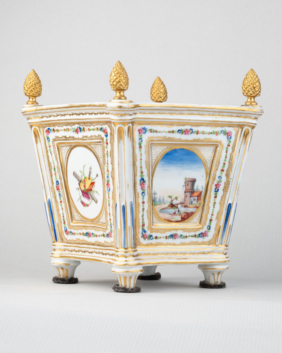 Caisse à Fleurs En Porcelaine De Bordeaux, Manufacture De Verneuilh, XVIIIe Siècle-photo-3