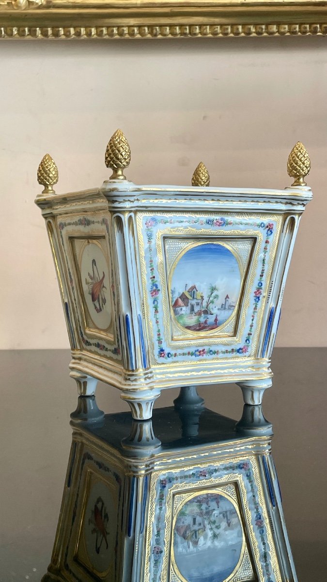 Porcelain Flower Box, Bordeaux Verneuilh Factory, 18th Century-photo-1