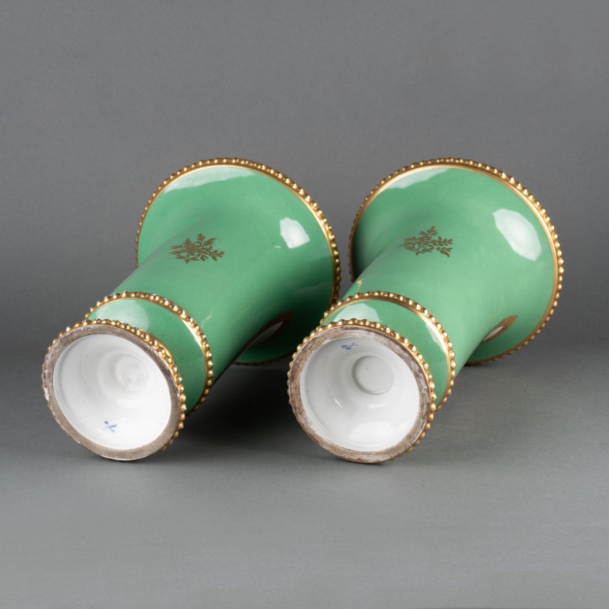Paire De Vases En Porcelaine De Paris, XIXe Siècle -photo-1