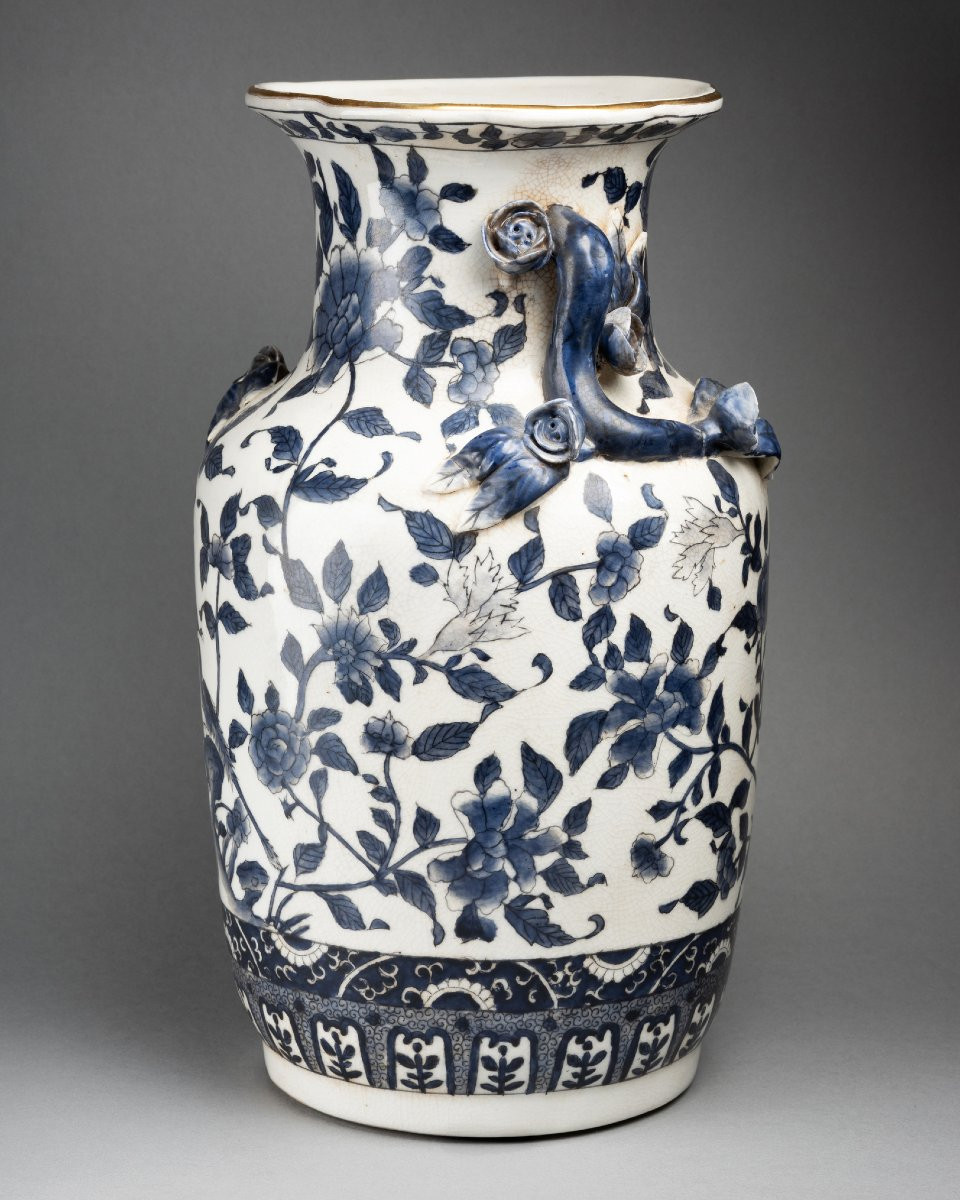 Vase dans le goût chinois en porcelaine craquelée, XXe siècle -photo-2
