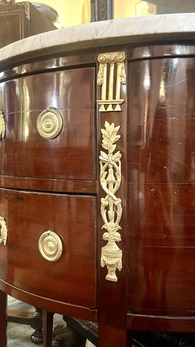 Console demie lune en acajou estampillée Claude-Mathieu Magnien (1741 - 1829), XVIIIe siècle -photo-4