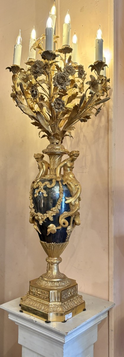 Grande lampe vase aux sirènes, XIXe siècle 