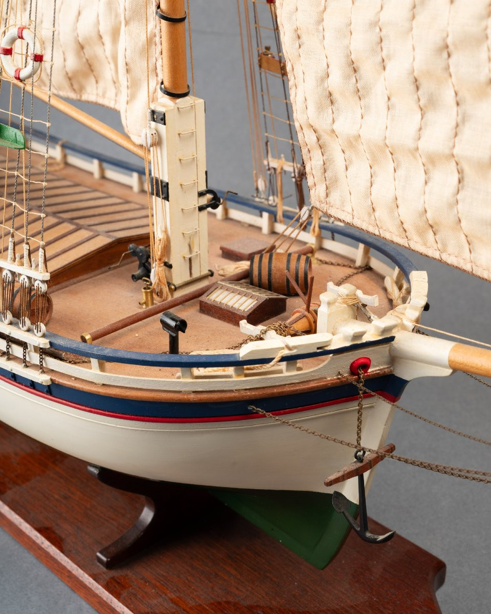 Maquette de gabare en bois, XXe siècle-photo-3