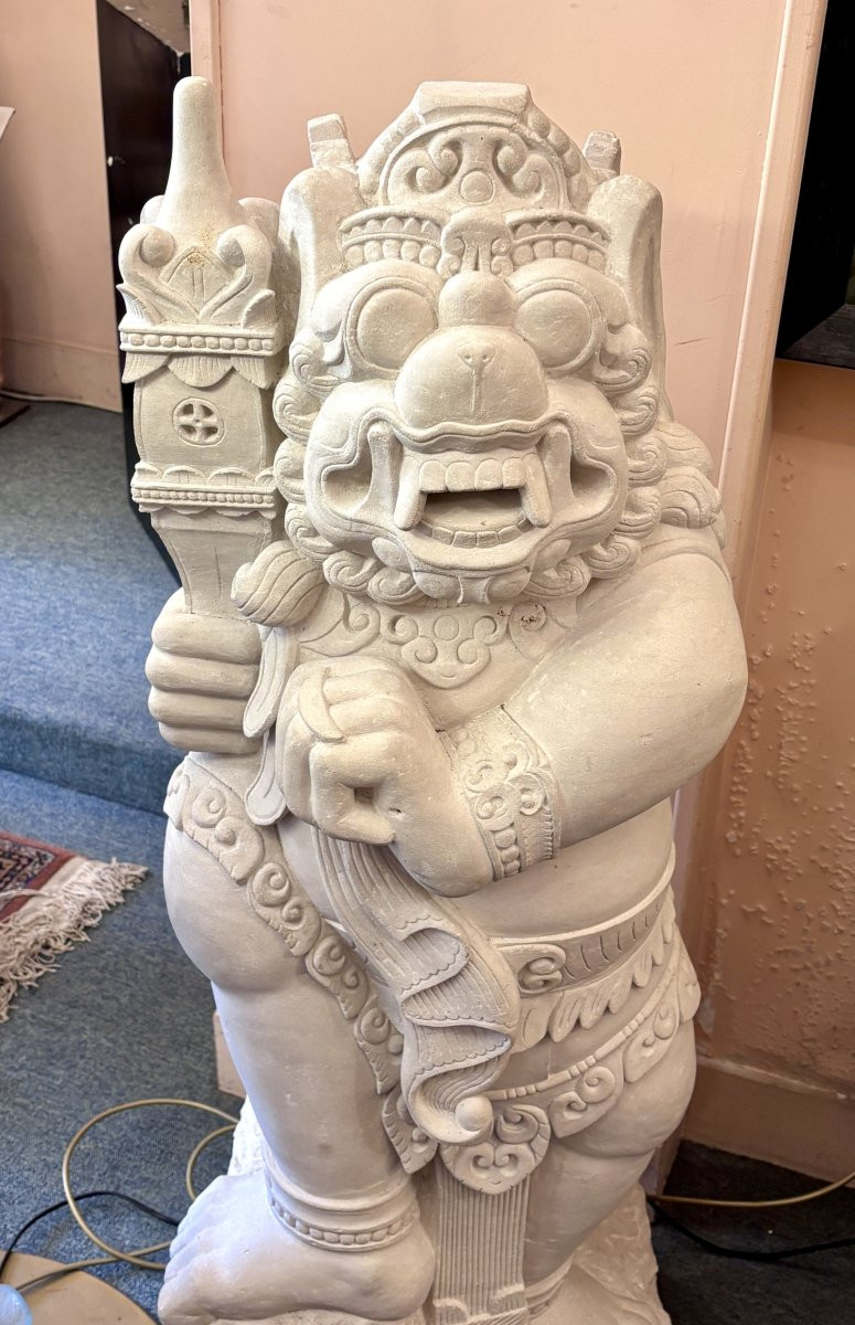 Sculpture en pierre figurant le héros Hanumān, XXe siècle-photo-3