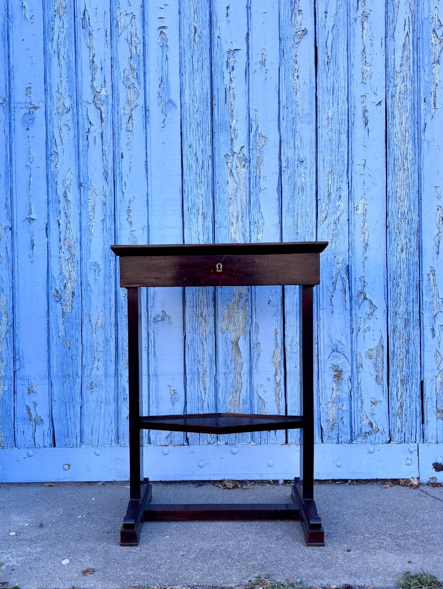 Small Mahogany Vanity Table, 19th Century